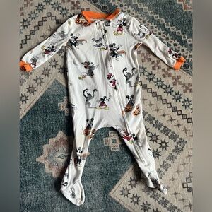 Pottery Barns Kids Disney Mickey Minnie Hallowwen Organic Footie PJs 9-12 Months